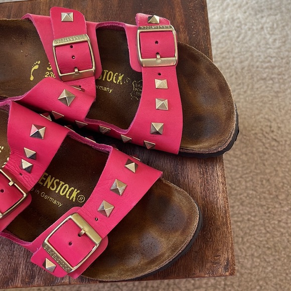 𝅺THE BIRKENSTOCK women Arizona studded fuchsia size 36- RARE. - Picture 13 of 15